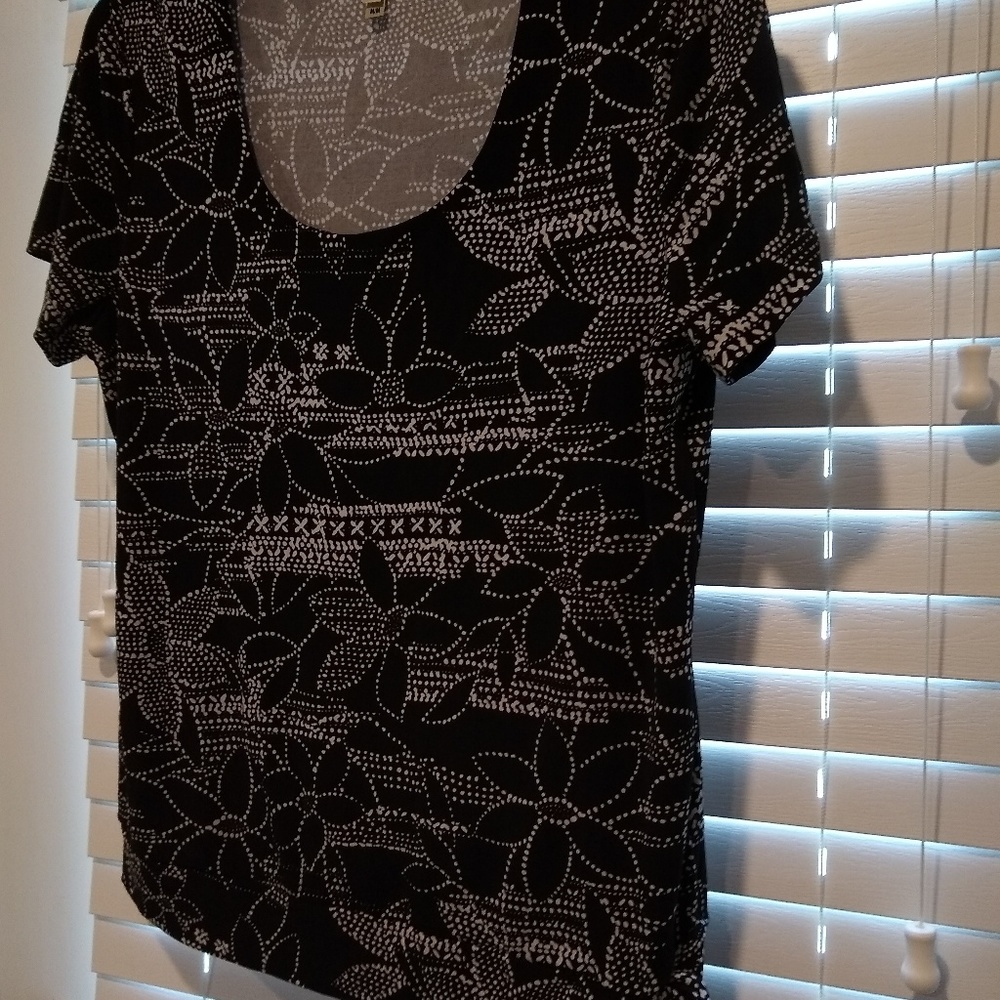 Women's medium blouse